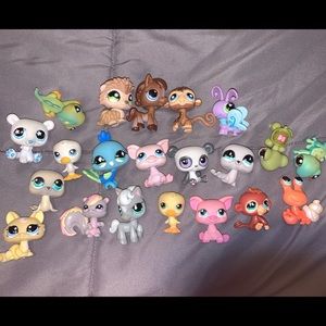 Littlest pet shop lot